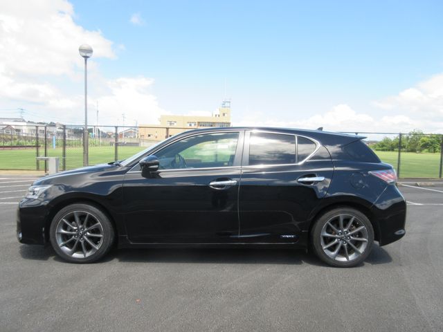 LEXUS CT200h