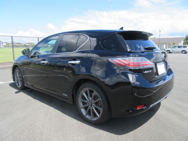 LEXUS CT200h