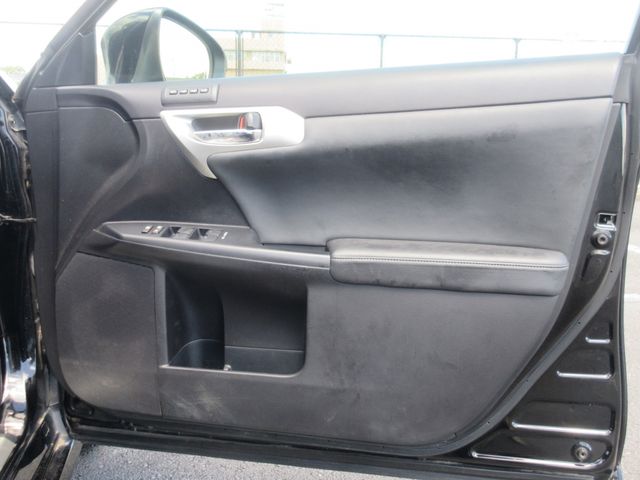LEXUS CT200h