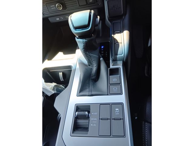 LANDCRUISER 250