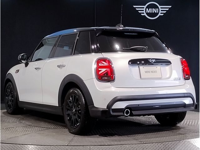 MINI COOPER 5DOOR