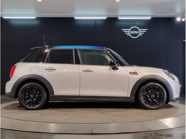 MINI COOPER 5DOOR