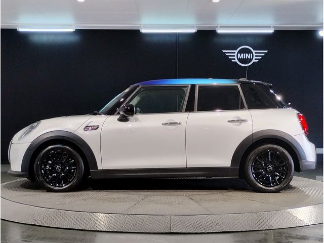 MINI COOPER 5DOOR