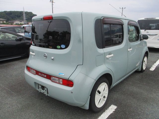 CUBE