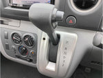 NV350 CARAVAN 4WD