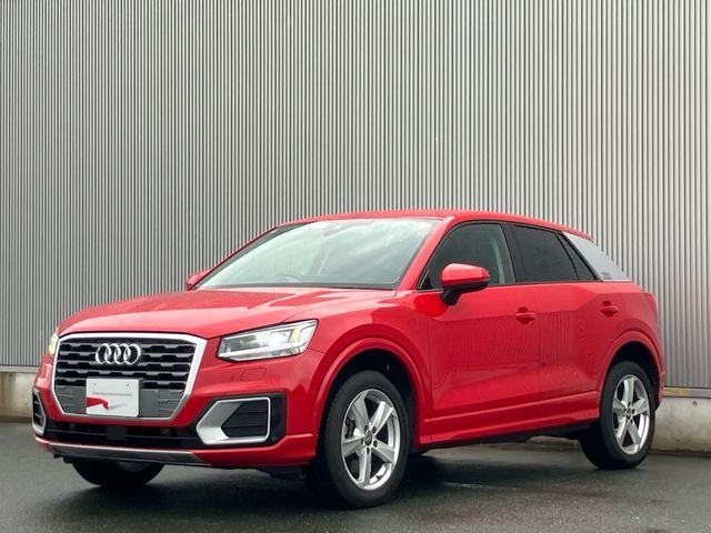 AUDI Q2