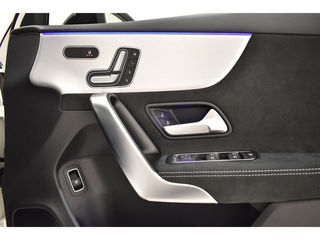 MERCEDES BENZ A class sedan