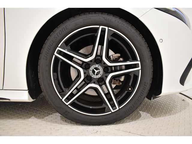 MERCEDES BENZ A class sedan