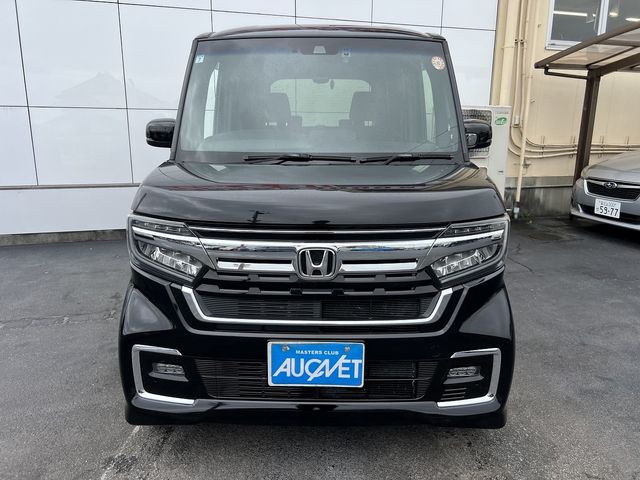 N BOX CUSTOM 4WD