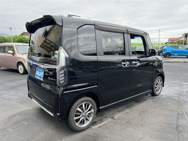 N BOX CUSTOM 4WD