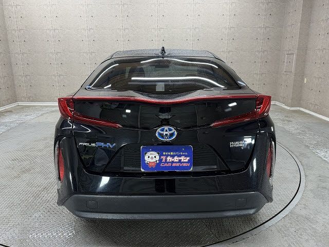 PRIUS PHV