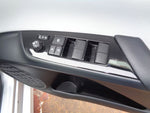 PRIUS 4WD