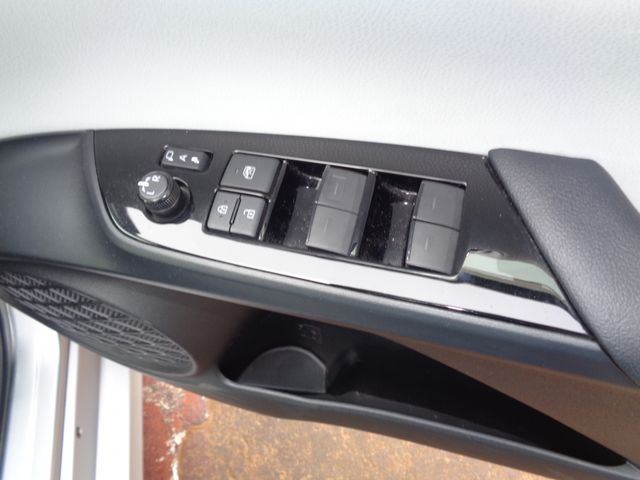 PRIUS 4WD