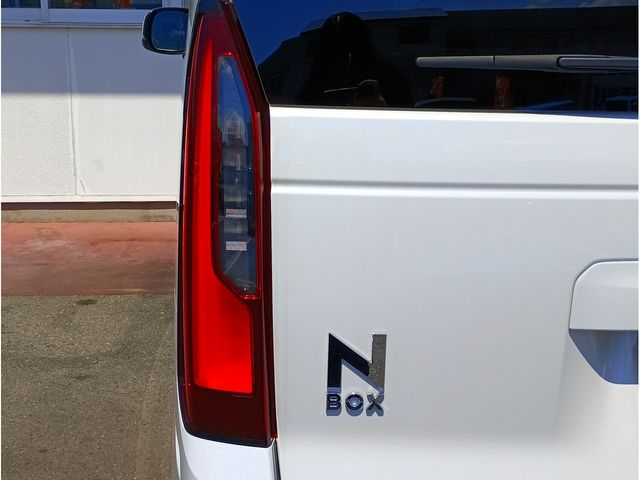 N BOX