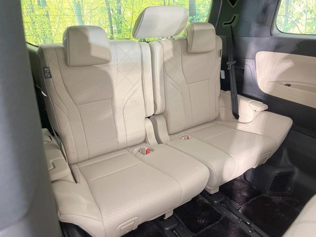 ALPHARD hybrid