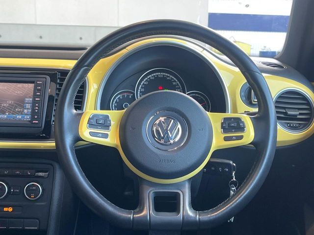 VOLKSWAGEN The BEETLE