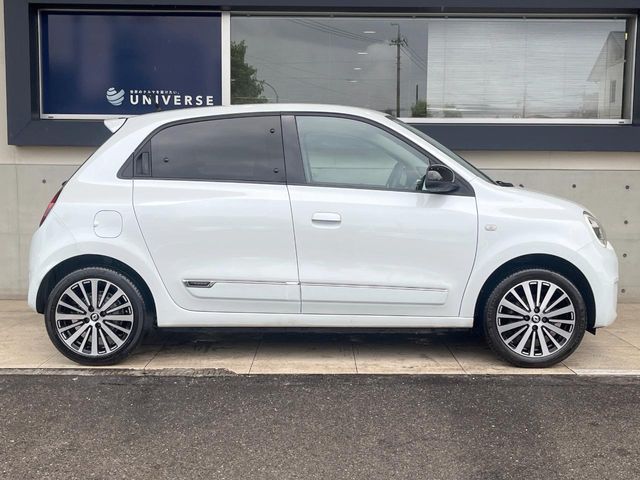RENAULT TWINGO