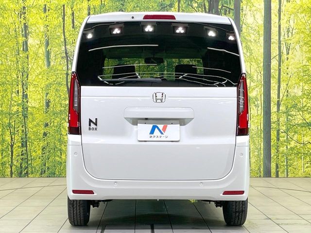 N BOX