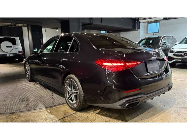 MERCEDES BENZ C class sedan