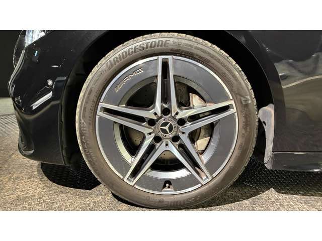MERCEDES BENZ C class sedan