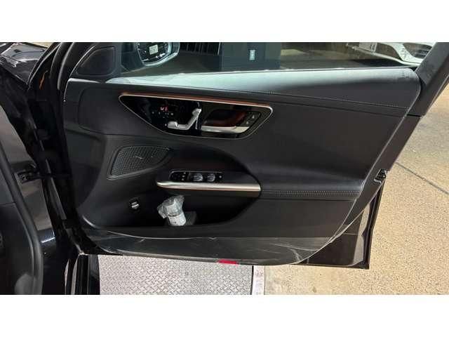 MERCEDES BENZ C class sedan