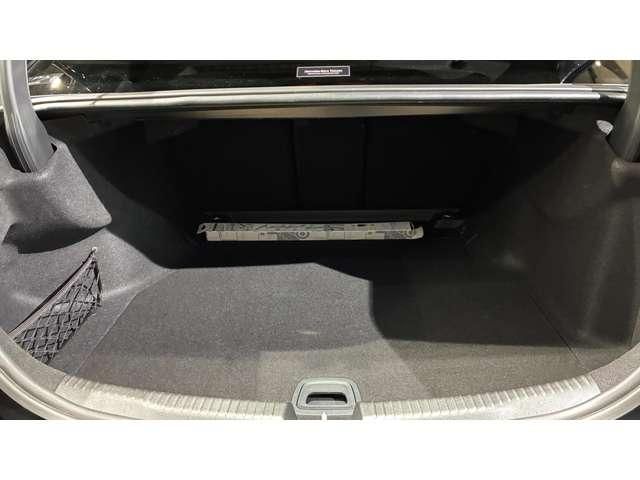 MERCEDES BENZ C class sedan