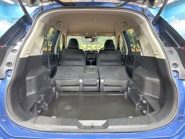 X-TRAIL 2WD