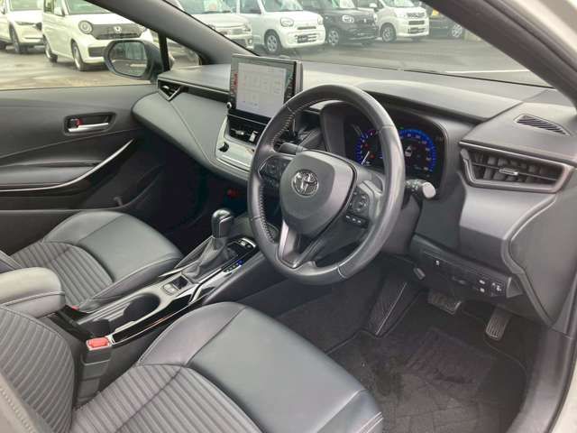 COROLLA sedan HYBRID