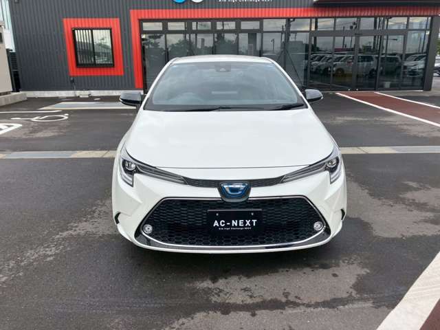 COROLLA sedan HYBRID