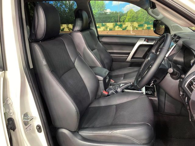 LANDCRUISER PRADO