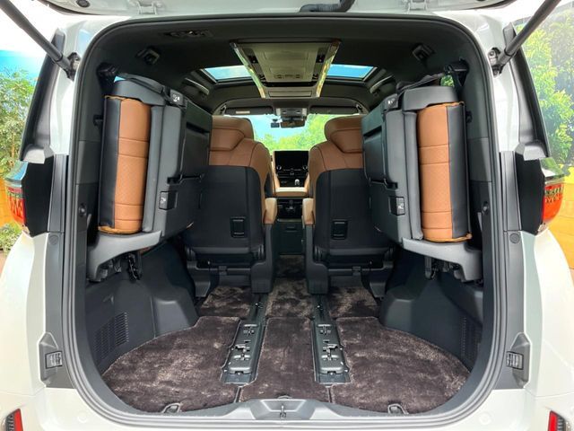 VELLFIRE  HYBRID
