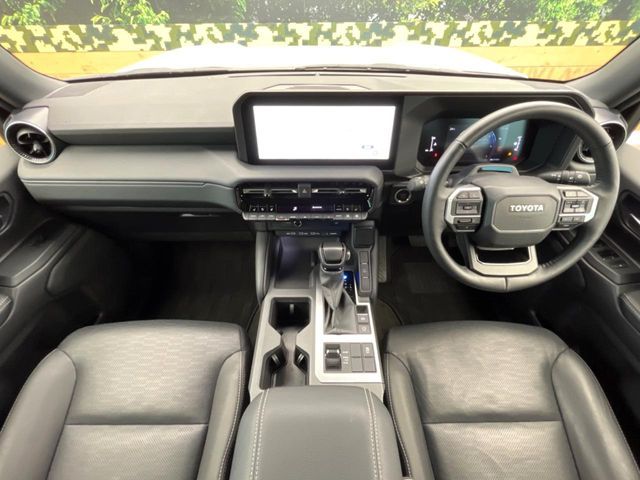 LANDCRUISER 250