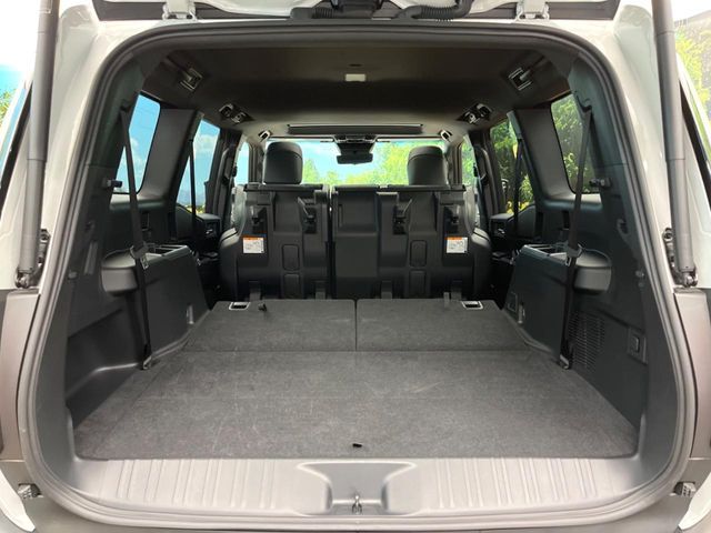 LANDCRUISER 250