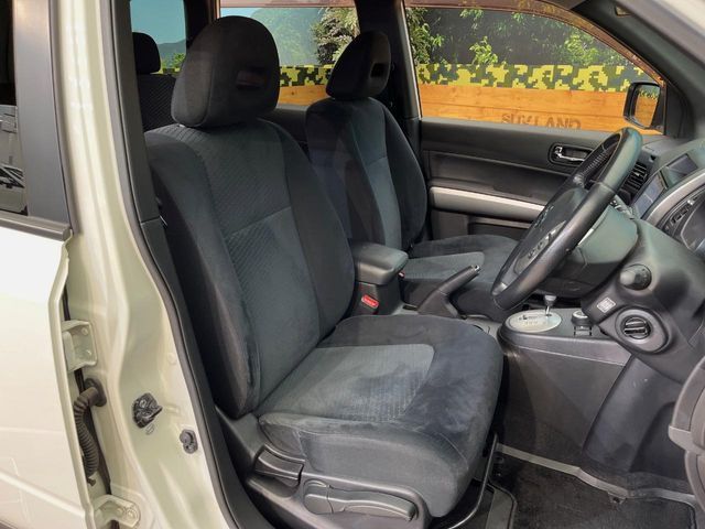 X-TRAIL 4WD