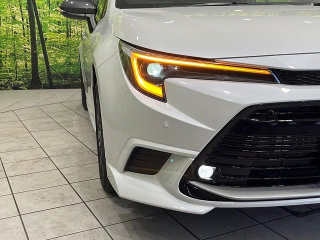 COROLLA TOURING HYBRID 4WD
