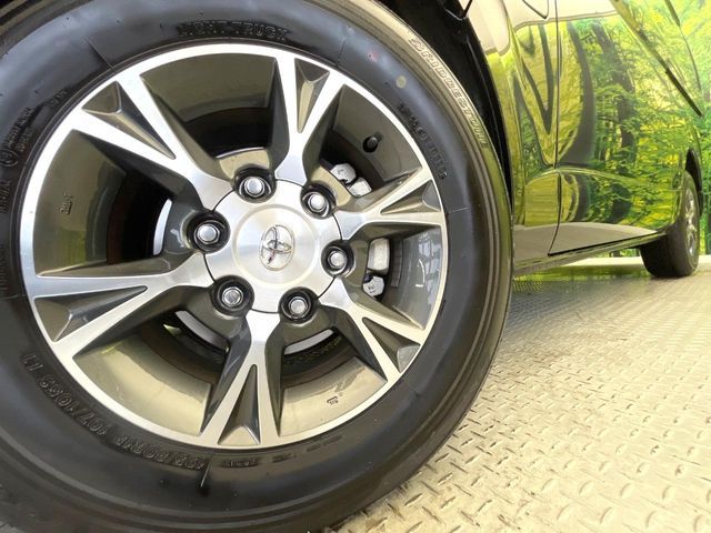 HIACE van 2WD