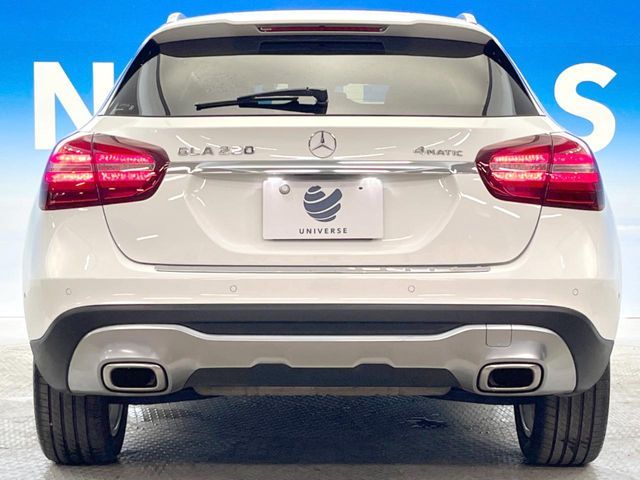 MERCEDES BENZ GLA class