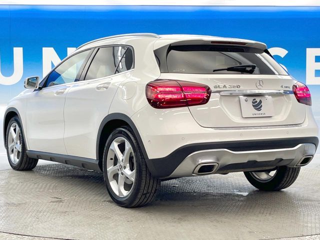 MERCEDES BENZ GLA class