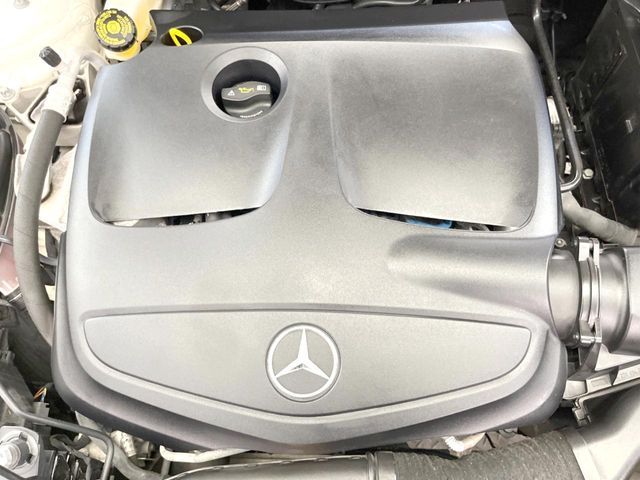 MERCEDES BENZ GLA class