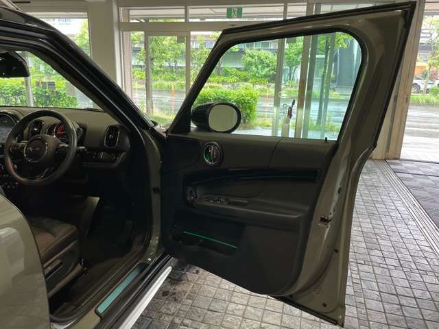 MINI COOPER D CROSSOVER