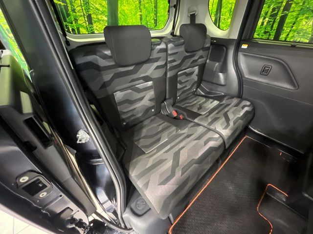TANTO FAN CROSS 4WD