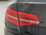 VOLKSWAGEN PASSAT sedan