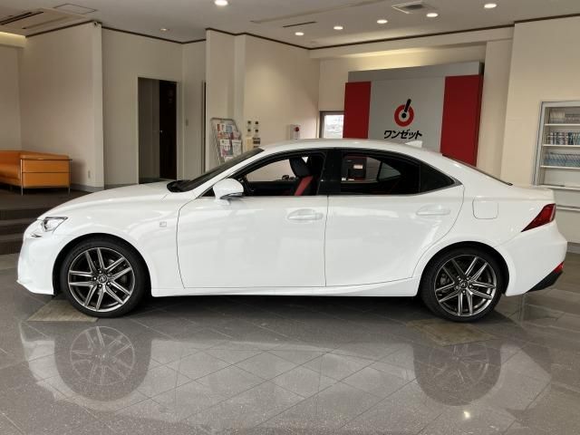 LEXUS IS250