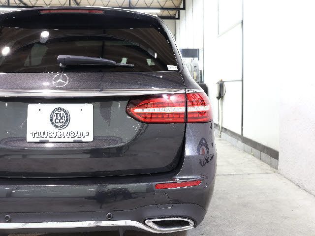 MERCEDES BENZ E class stationwagon