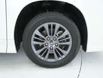 VOXY HYBRID 4WD