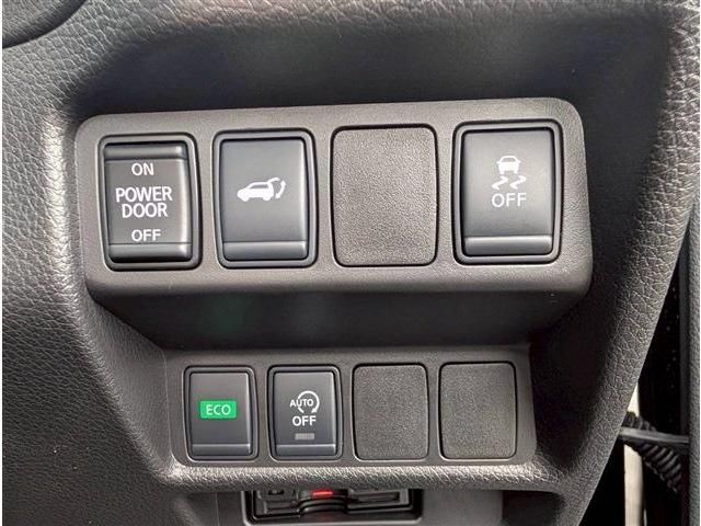 X-TRAIL 2WD