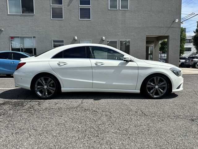MERCEDES BENZ CLA class