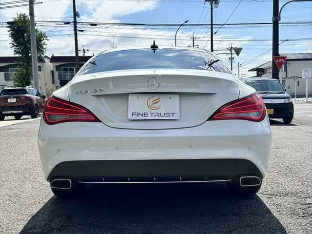 MERCEDES BENZ CLA class