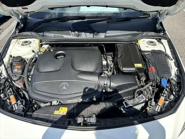 MERCEDES BENZ CLA class
