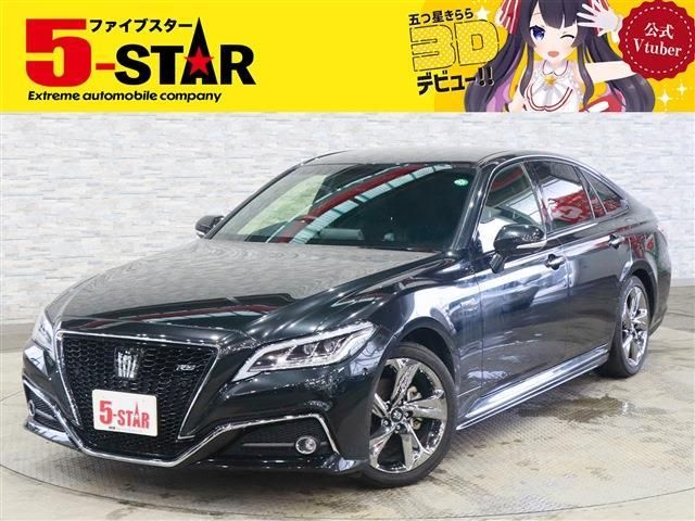 CROWN sedan hybrid